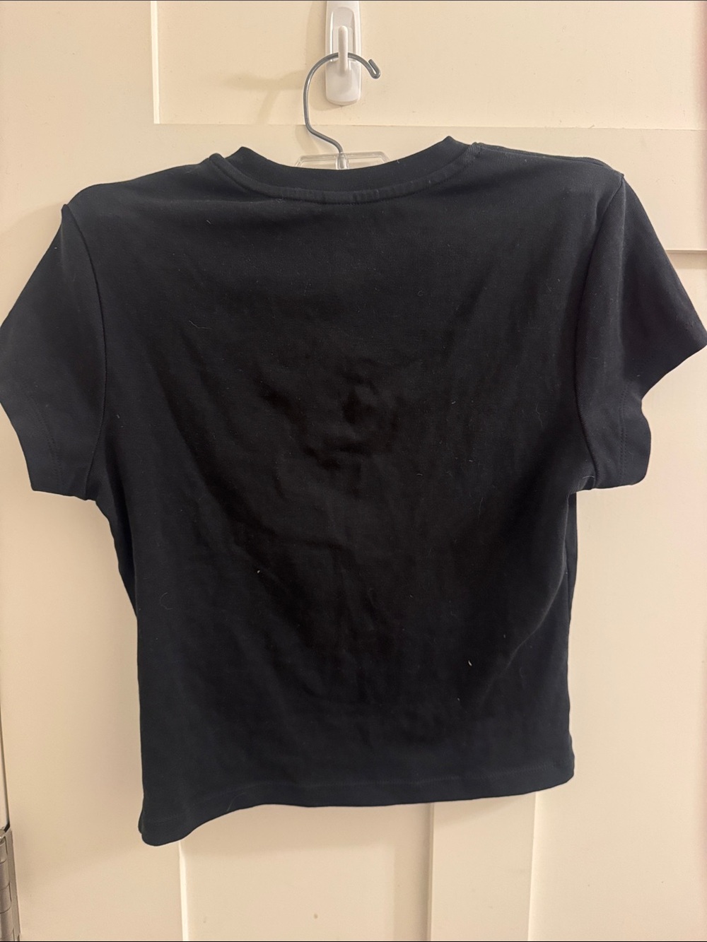 Uniqlo Women's Short Sleeve Mini Tee in Black - Picture 2 of 3